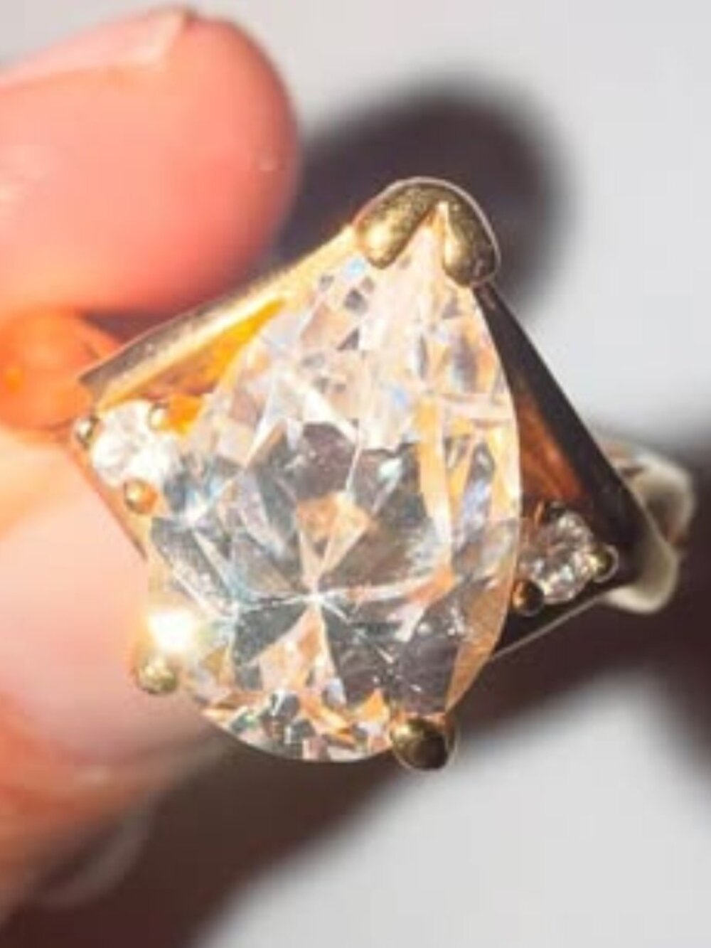 Gold-Tone Clear Stone/CZ Statement Ring – Beautiful Setting